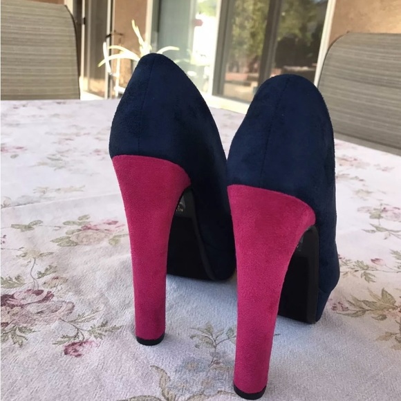 Womens Shoes Size 6 Faux Suede Platform Pump Heels in Navy Pink Colorblock NIB - Picture 2 of 6